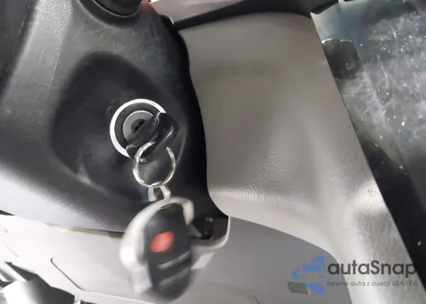 2017 Toyota Sienna Le 8 Passenger z USA, uszkodzony, nr VIN 5TDKZ3DC1HS872569